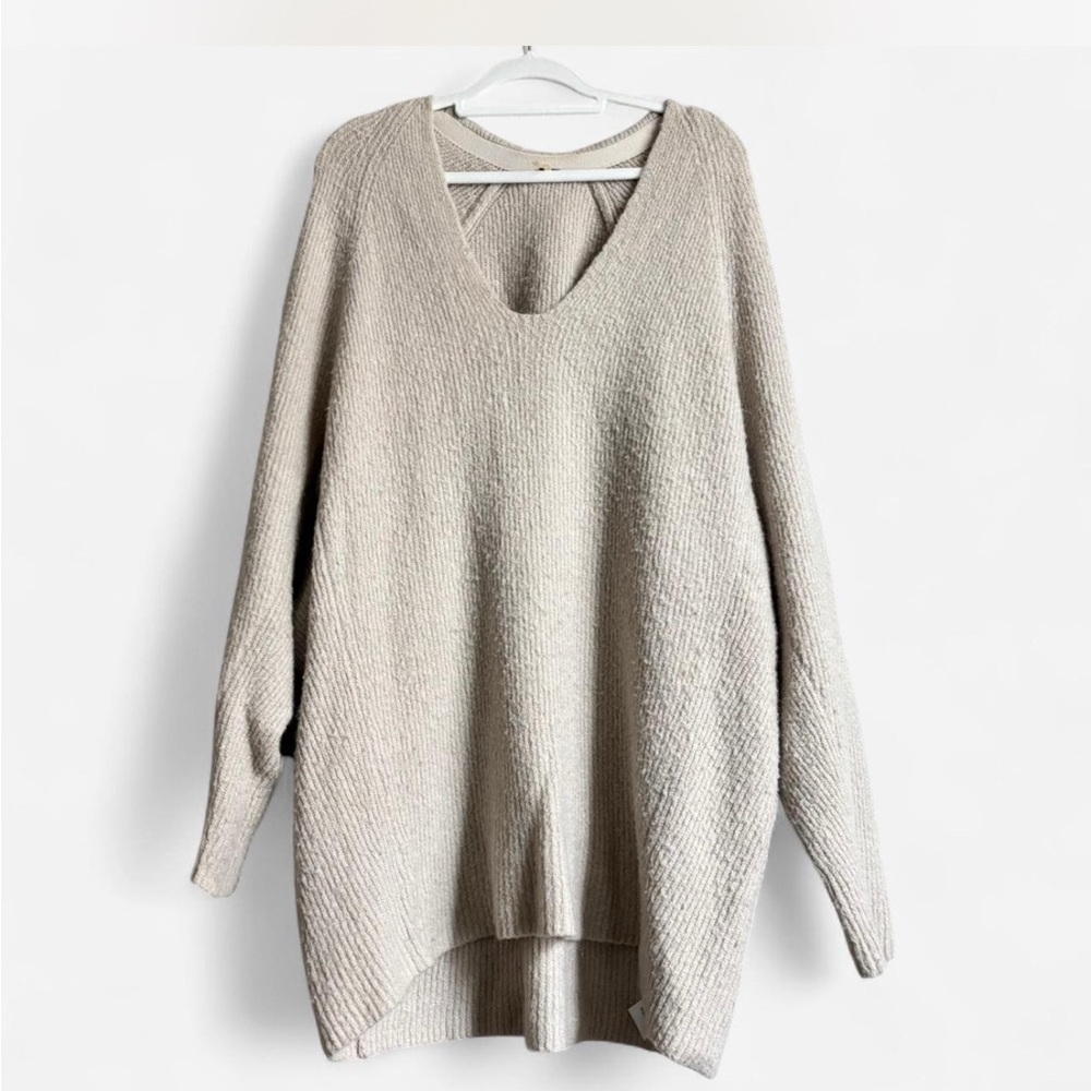 Cozy Cream oversized free people v neck sweater